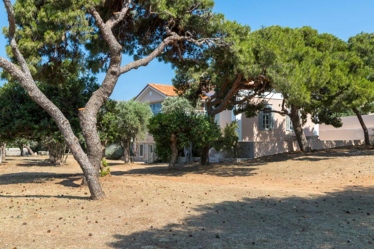 Dellagracia Mansion In Poseidonia Syros Βίλα Ποσειδωνία Εξωτερικό φωτογραφία