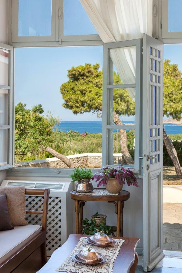 Dellagracia Mansion In Poseidonia Syros Βίλα Ποσειδωνία Εξωτερικό φωτογραφία