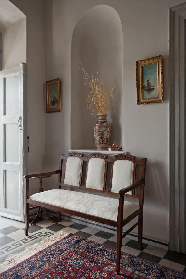Dellagracia Mansion In Poseidonia Syros Βίλα Ποσειδωνία Εξωτερικό φωτογραφία