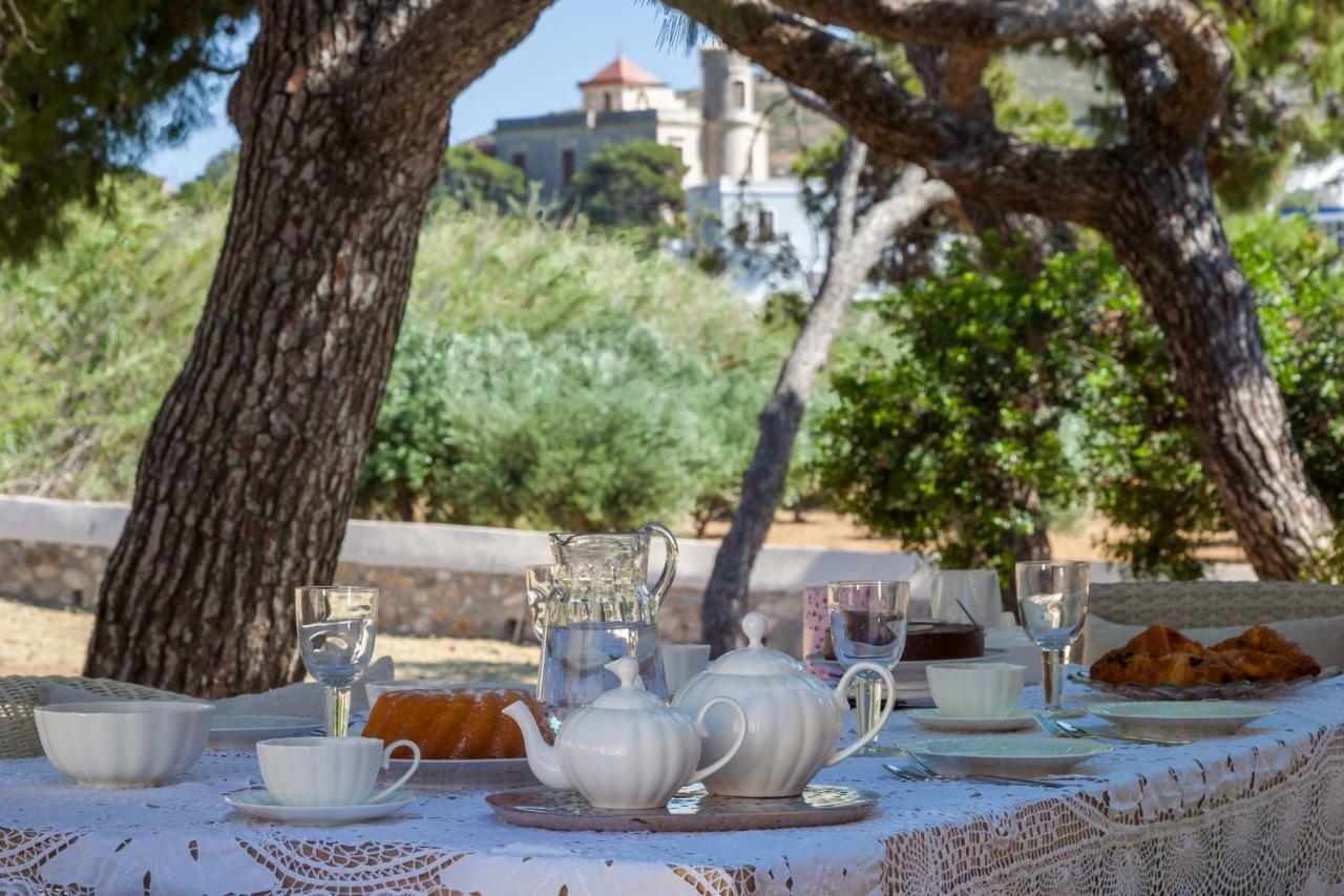 Dellagracia Mansion In Poseidonia Syros Βίλα Ποσειδωνία Εξωτερικό φωτογραφία